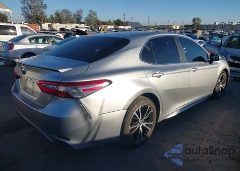 2018 Toyota Camry Se z USA, uszkodzony, nr VIN 4T1B11HK1JU129002